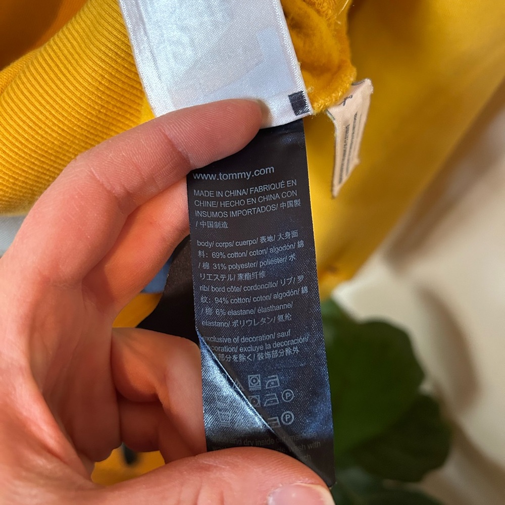 Tommy Hilfiger Men's Bright Yellow Crewneck Sweater - Picture 5 of 7